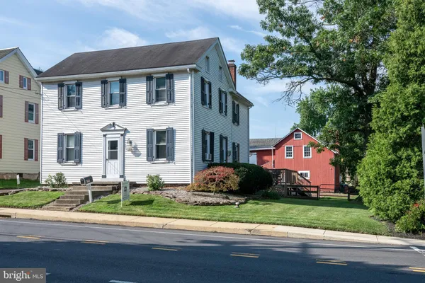 120 S MAIN ST