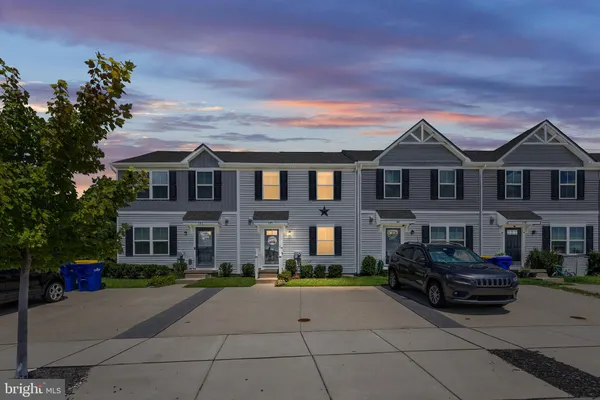 183 WYE OAK DR