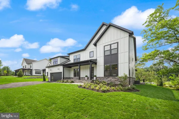 9437 OLD COURTHOUSE RD