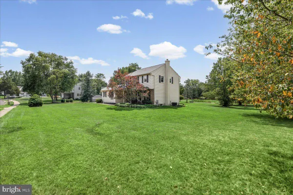 2395 GREENSWARD