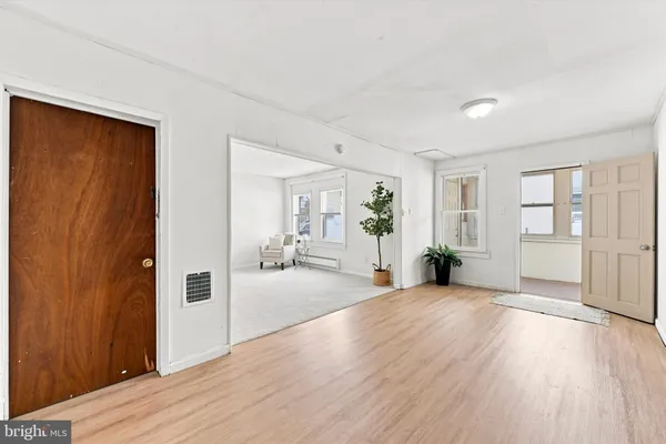35 MARSHALL AVE