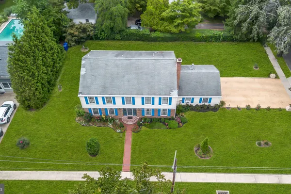 5 CHURCH ST