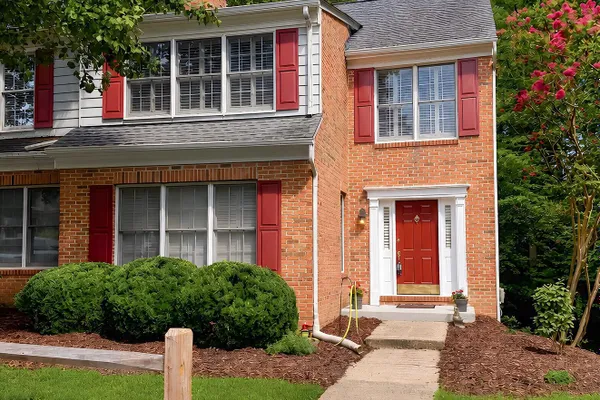 123 HUCKLEBERRY DR