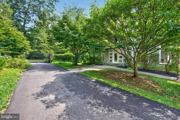 14301 POPLAR HL