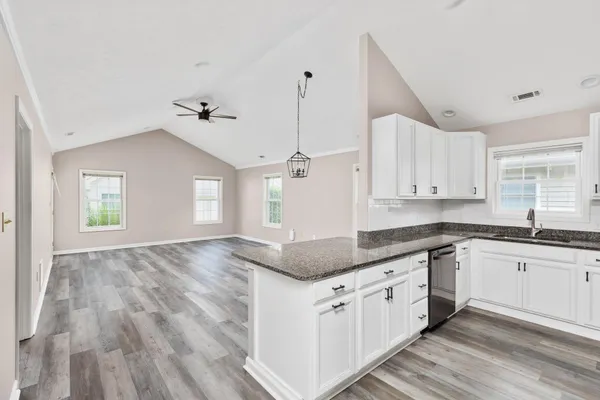 1853 ROSSER LN