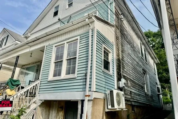 155 SCHUYLKILL AVE