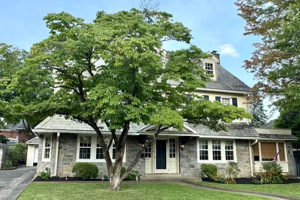 437 HAMPSHIRE RD