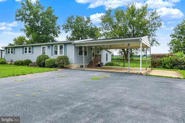 289 HORSESHOE DR