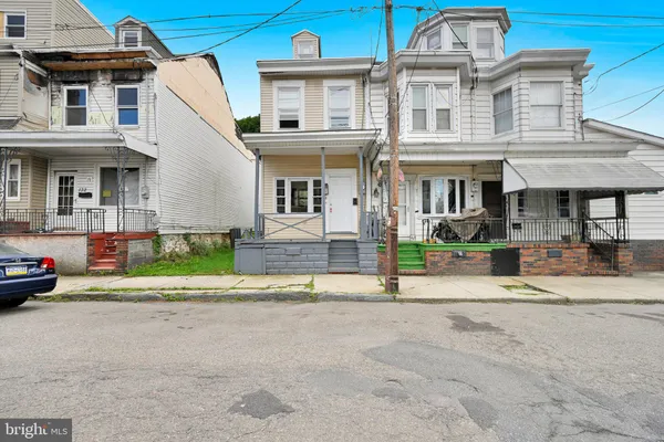 128 E MAHANOY ST