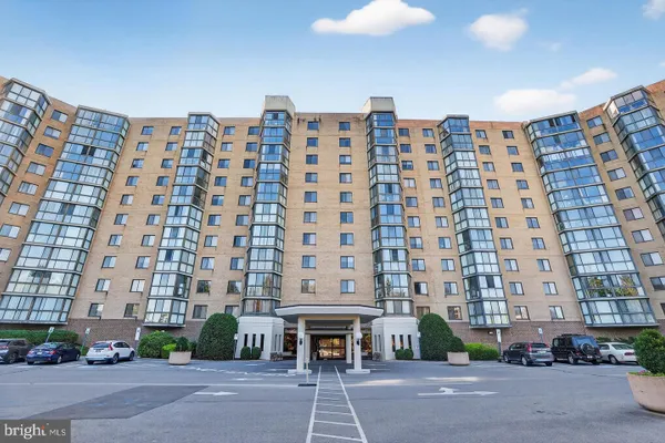 3310 N LEISURE WORLD BLVD 124