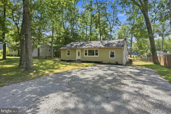 212 W VIRGINIA RD