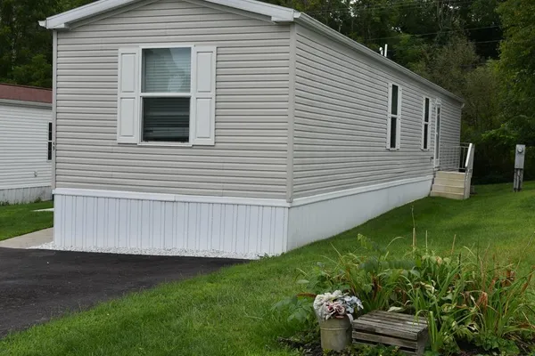49 DANIEL RD