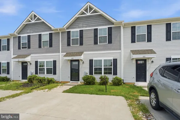 153 WYE OAK DR
