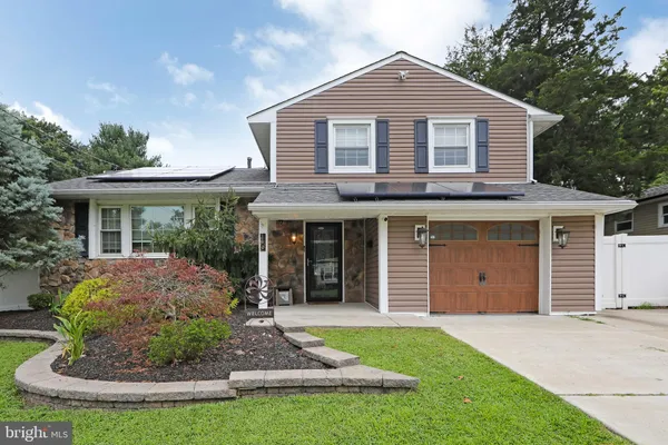 10 FORREST DR