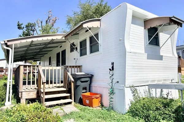 103 BRATTON DR