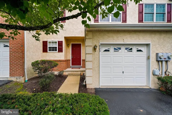 903 CARRINGTON DR