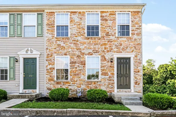 374 CHERRY ST 374
