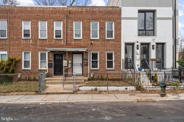 1848 CAPITOL AVE