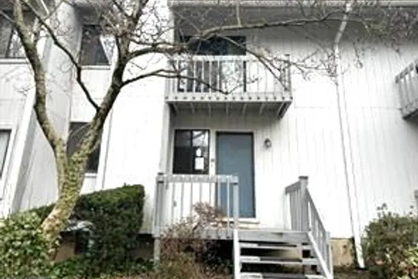 35 HARWOOD LN DD