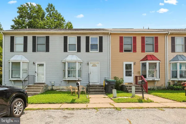 152 WHITBURN PL