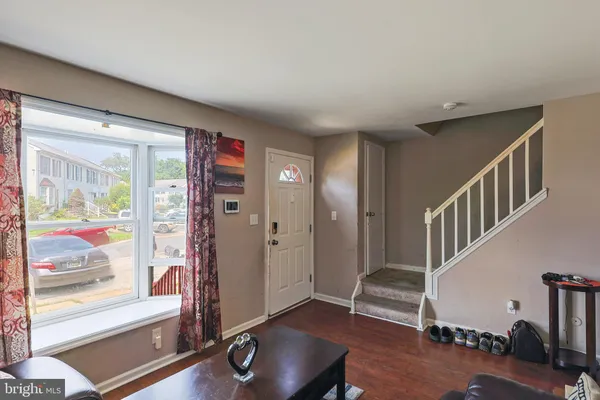 152 WHITBURN PL