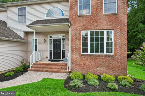 56 CHESAPEAKE RD