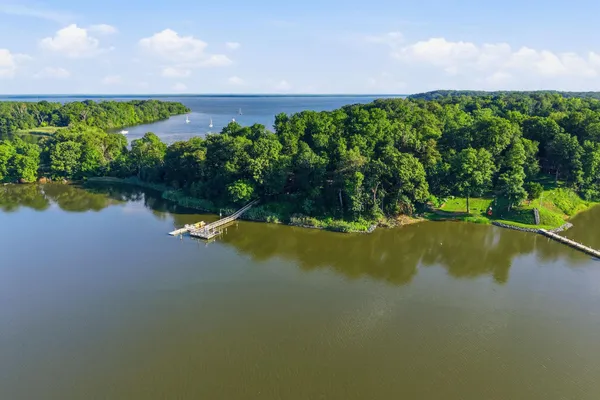 23911 KINNARDS POINT DR