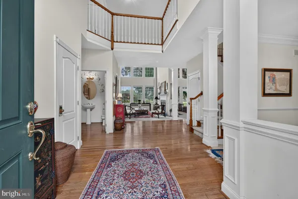 135 AUGUSTA DR