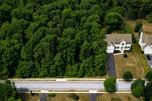 87 MARSHALL DR