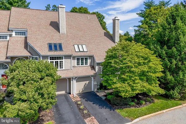 14 WELLFLEET LN