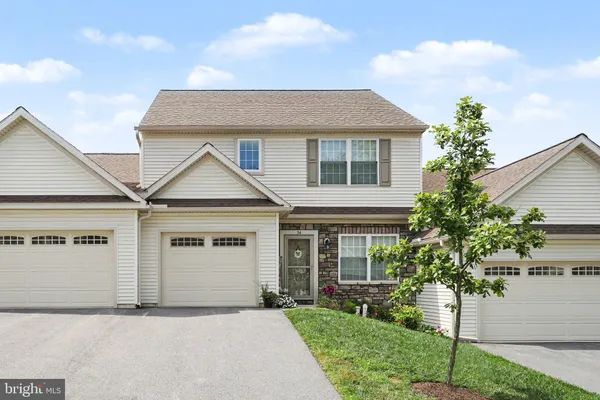 34 MAIZE CIR
