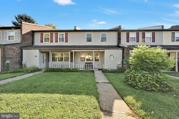 132 ASCOT CT 64