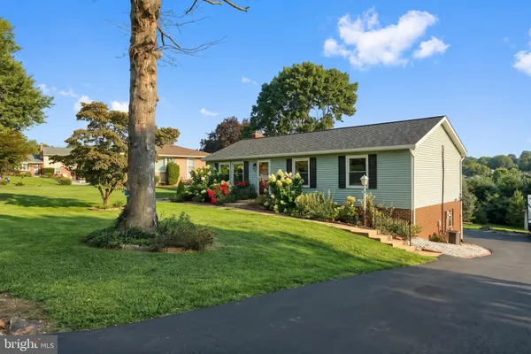 264 NOLLYN DR