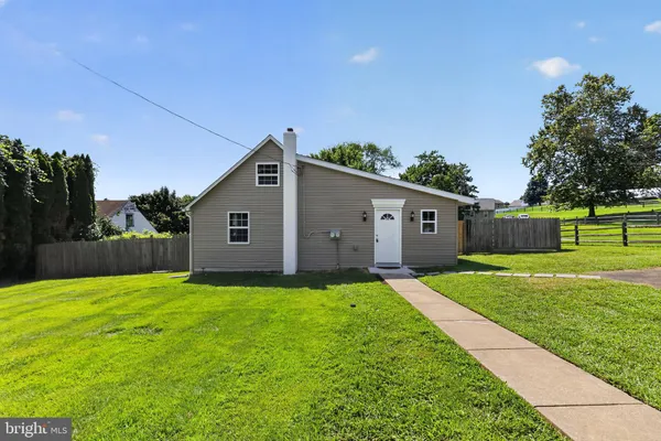4012 GREENWOOD AVE