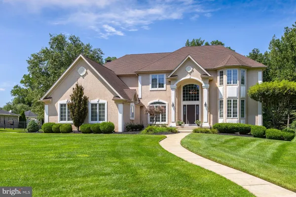 313 BELMONT CT
