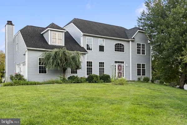 1239 HAMILTON DR