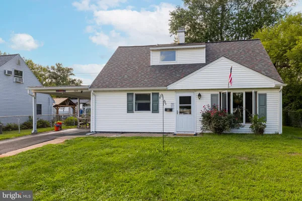 589 DOLORO DR