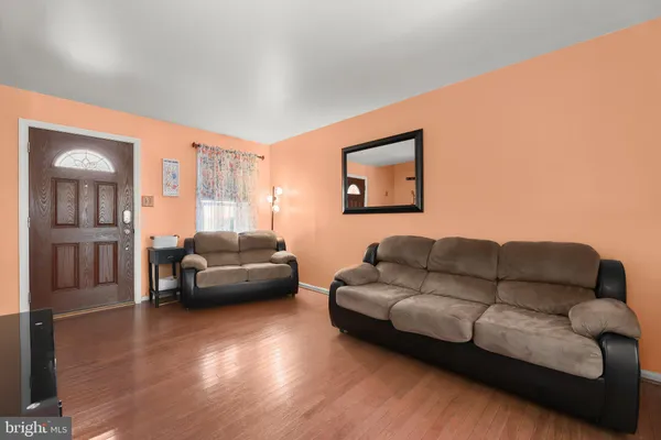 605 GLYNOCK PL