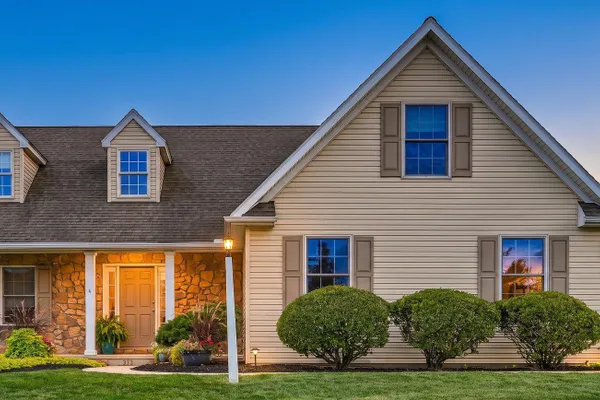 321 CATHERINE CT