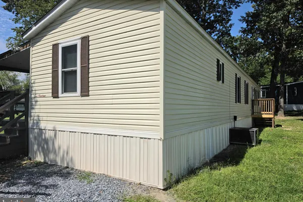 10505 CEDARVILLE RD 10-19