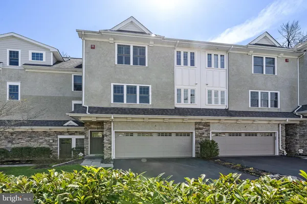 101 WOODSIDE RD C