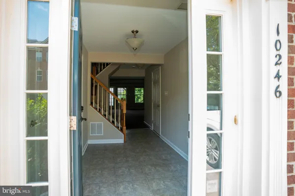 10246 WHITWORTH LN