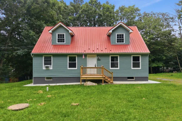 1626 DAVID LN
