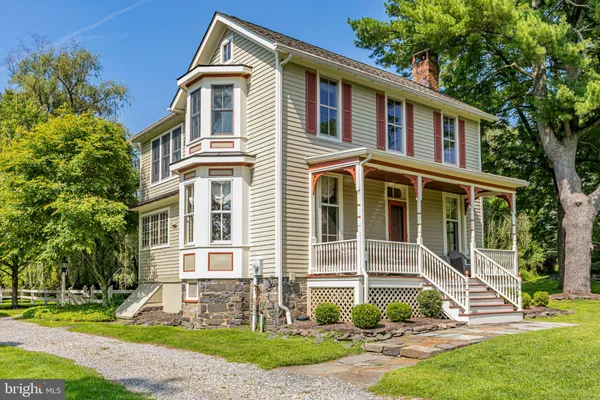 63 UPPER CREEK RD