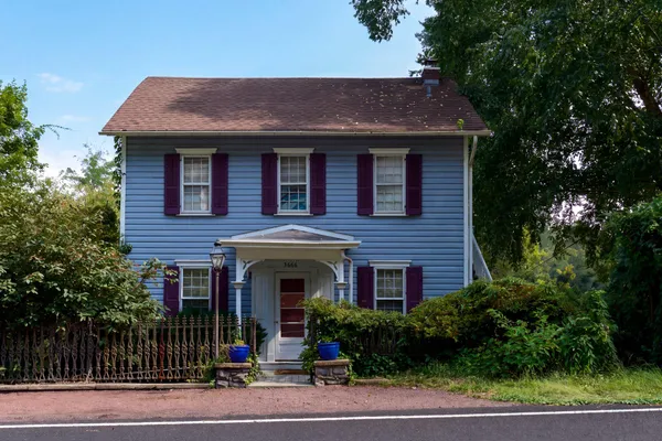 3666 RIVER RD