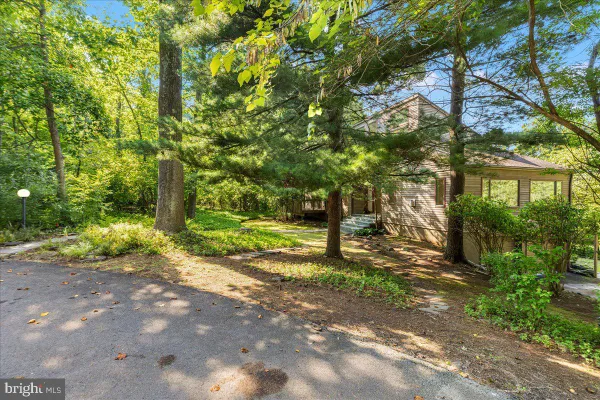 153 HERRONTOWN LN