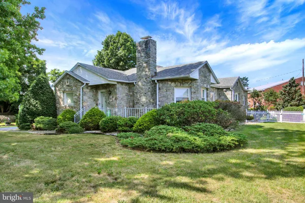 15055 BUCHANAN TRL