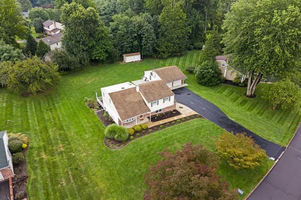 55 BROOK DR