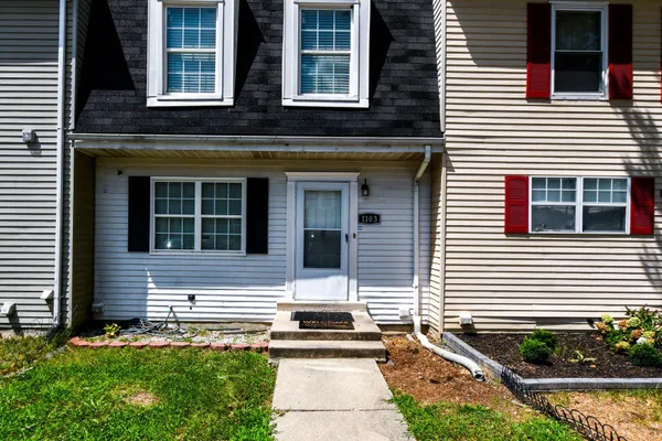 1103 CASTLEHAVEN CT