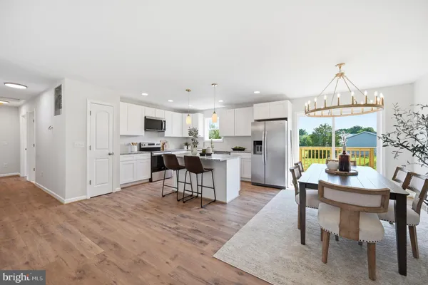 142 WESLEY CHAPEL DR